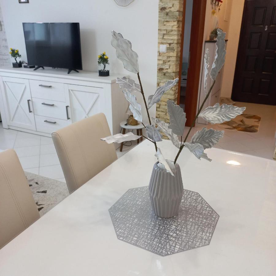 Apartman Pontis Okrug Gornji Τρογκίρ Εξωτερικό φωτογραφία